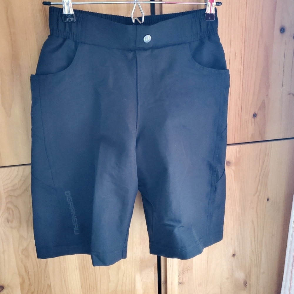 Louis Garneau Black Mountain Biking Shorts With Chamois Shorts Size Jnr Large